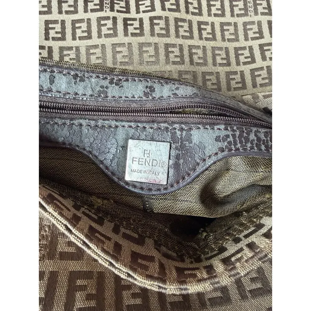 Fendi Zucca Handbag DAMAGES- REQUIRES REPAIR - Picture 3 of 7